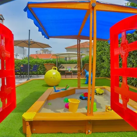 Spacious Luxury In Vibrass Split
