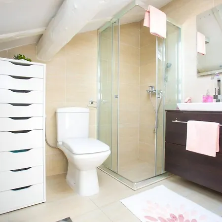 Villa Spacious Luxury In Vibrass