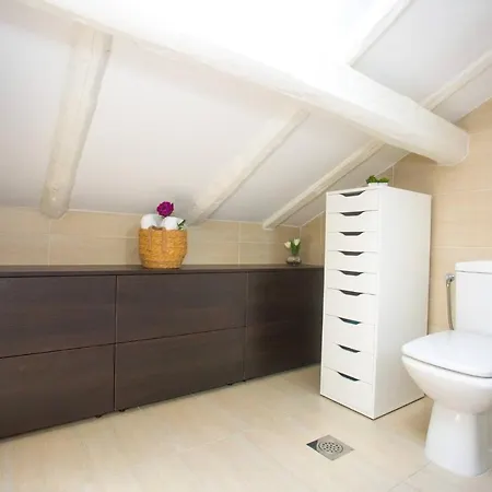 Villa Spacious Luxury In Vibrass *